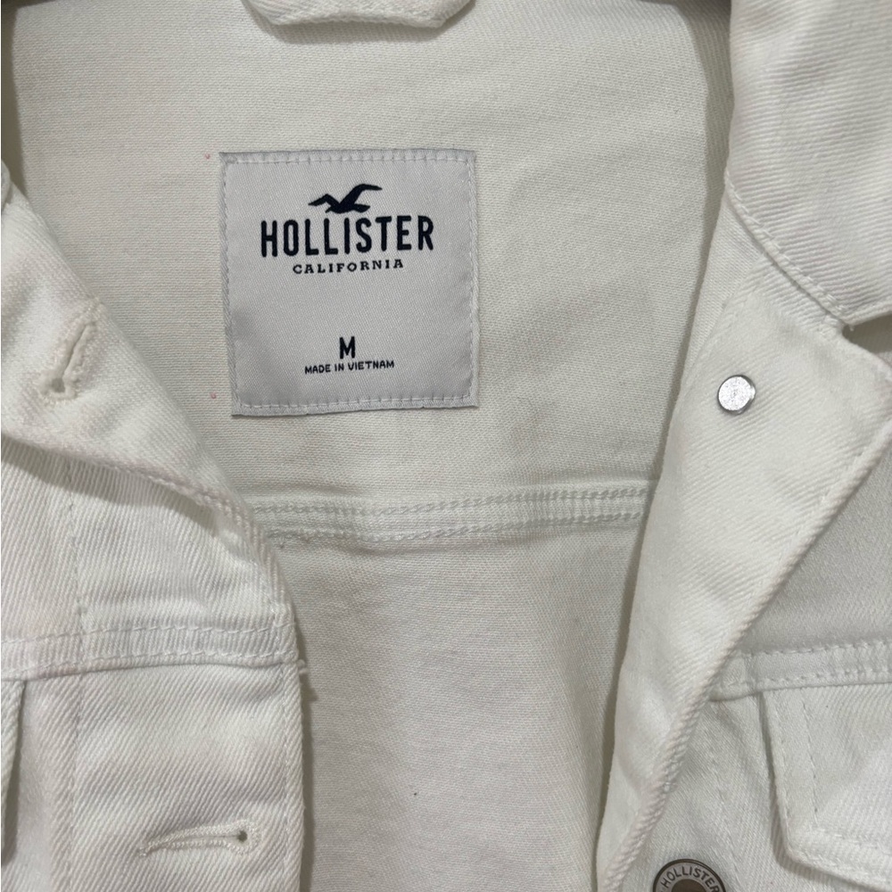 Hollister White Denim Jacket size medium - Picture 2 of 5